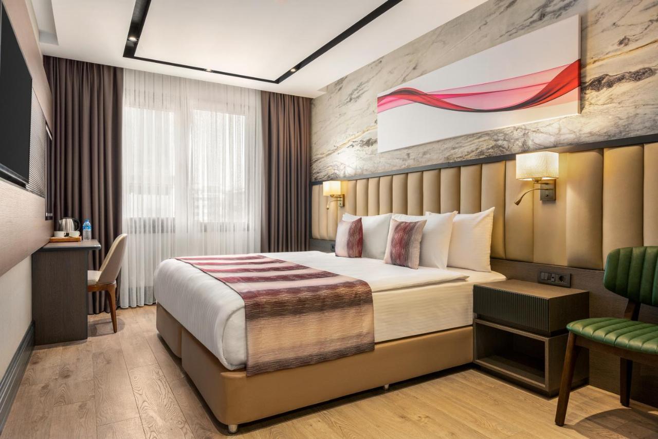 Ramada By Wyndham Istanbul Umraniye Istambul Exterior foto