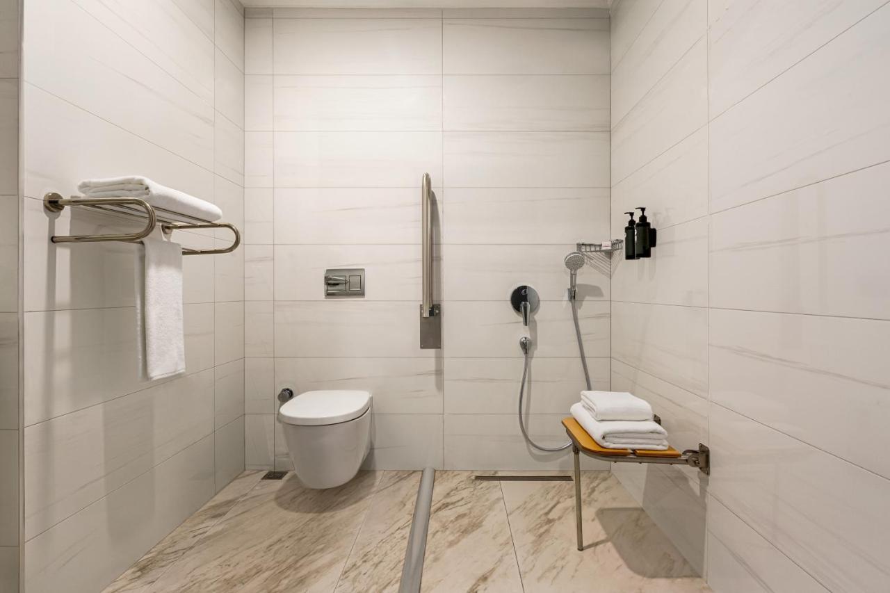 Ramada By Wyndham Istanbul Umraniye Istambul Exterior foto